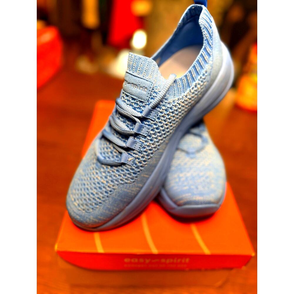NIB Easy Spirit Power 2 Women's Walking Shoes Medium Blue Size 9W Wide